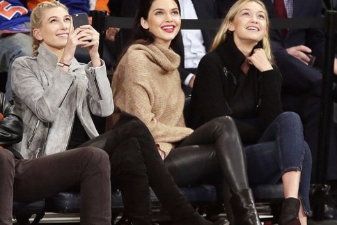 Στυλάτη και στο παρκέ η Kendall Jenner