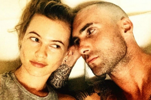 Adam Levine έμεινες καραφλός; 
