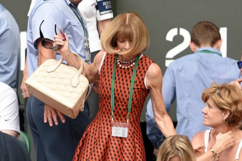 Anna Wintour κι εσύ;