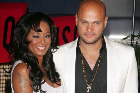 Ο Stephen Belafonte απείλησε την ανήλικη κόρη της Mel B με όπλο!