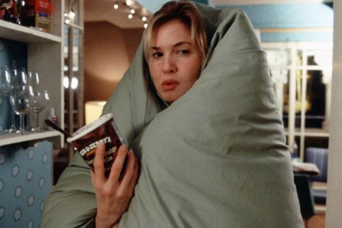 Όσα μου έμαθε η Bridget Jones! Πώς θα κρύψεις την κοιλιά που προεξέχει δεξιά και αριστερά; 