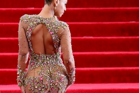 Η Beyonce έχει κάνει προσθετική στα… οπίσθια!