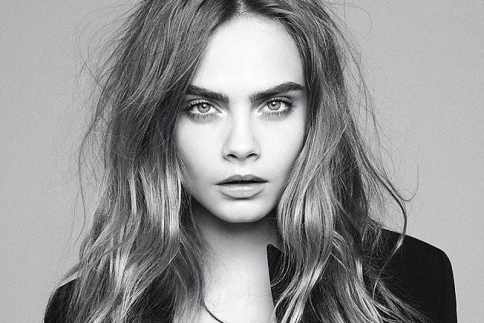 Cara Delevingne: Ήμουν πραγματικά πολύ άσχημο παιδάκι