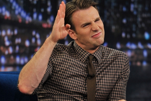 Chris Evans: Γιατί μπεμπεκίζει; 