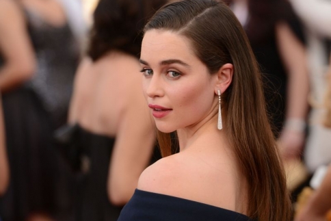 Emilia Clarke: Θέλω να κάνω τρίο με τον Channing Tatum