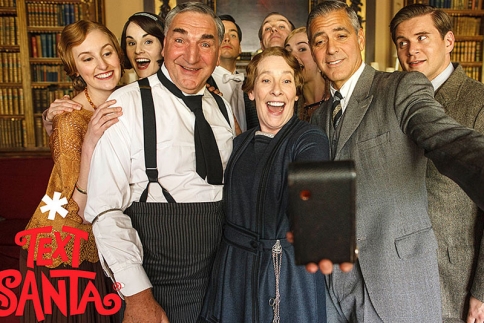 Ο George Clooney κατακτά το Downton Abbey σε φιλανθρωπικό video