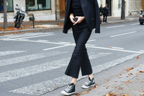 20 outfit που αποδεικνύουν ότι τα Converse ταιριάζουν με όλα 