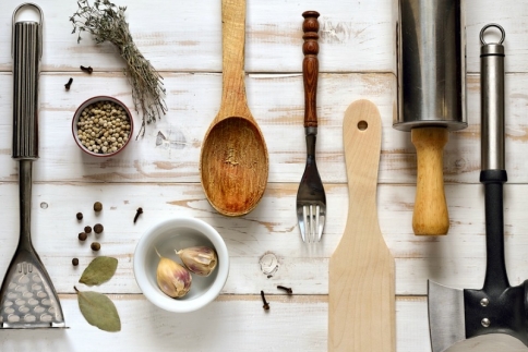 Cook tips: Χρήσιμα, έξυπνα κόλπα της γιαγιάς θα σε σώσουν στην κουζίνα! 