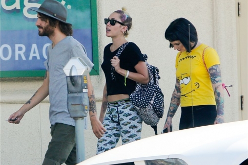 Miley Cyrus πάμε για sushi;
