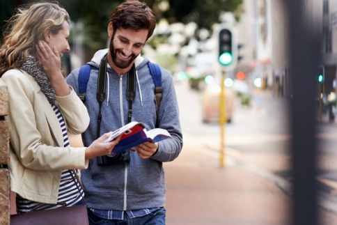 10 καλοί λόγοι για να κάνεις dating με ένα τουρίστα