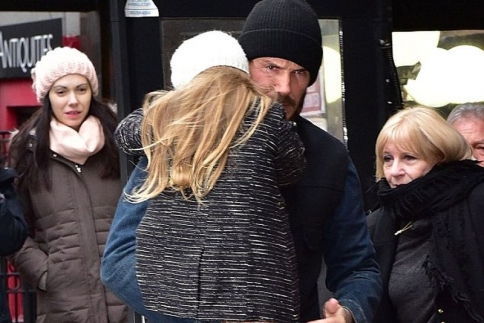 David Beckham: Ο πιο sexy μπαμπάς του κόσμου αγκαλιά με την κόρη του