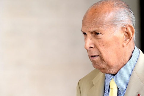 Θρήνος στον κόσμο της μόδας: Πέθανε ο Oscar de la Renta