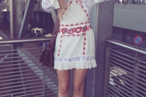 Street style: H Demy ξεκινά την εβδομάδα με ethnic-chic look