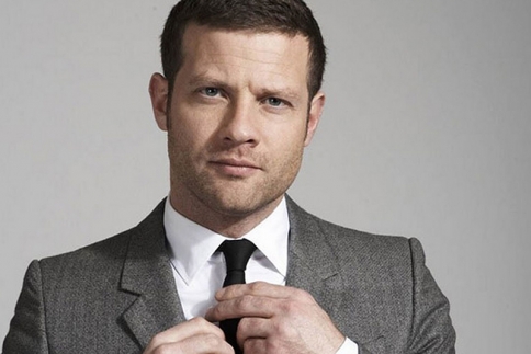 Dermot O'Leary: Παραιτήθηκε ο παρουσιαστής του βρετανικού X-Factor