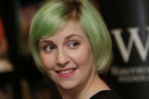 Lena Dunham: Ο Woody Allen είναι ανώμαλος