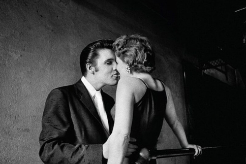 Elvis Presley: Ανέκδοτες φωτογραφίες πριν γίνει θρύλος