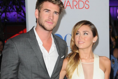 Miley Cyrus: Ξανά μαζί με τον Liam Hemsworth;
