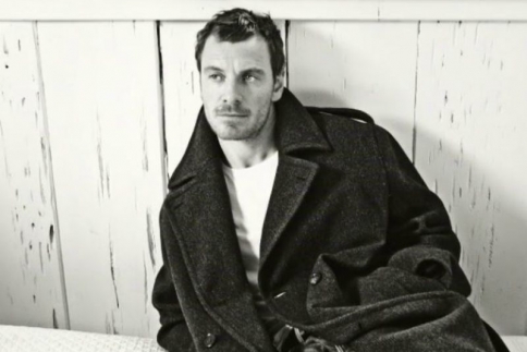 Michael Fassbender: Το video της φωτογράφισης του για το T magazine