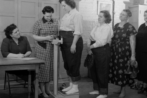 TOPS: Το club των «Επώνυμων Χοντρών» του 1948 που έφερε την επανάσταση στο αδυνάτισμα!