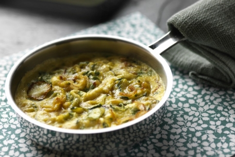 Φτιάχνουμε Frittata με κολοκυθάκια για πρωινό