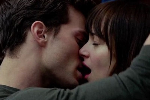 H… αηδιαστική σκηνή του 50 Shades of Grey που κόπηκε