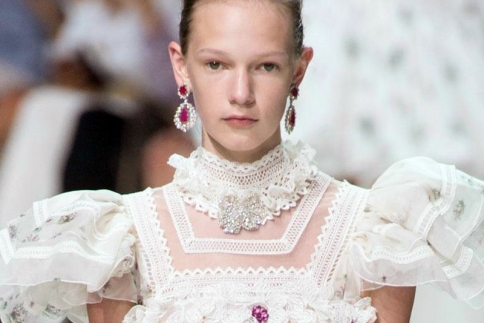 Paris Haute Couture week: Η συλλογή Giambattista Valli βγήκε από τα παραμύθια
