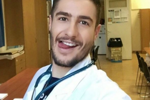 Dr. Sheperd; Ο Νίκος Πετράκης είναι ο πιο σέξι γιατρός 