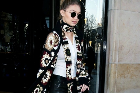 Gigi Hadid : Η Gigi Hadid κάνει την διαφορά και επιλέγει gypsy-chic look