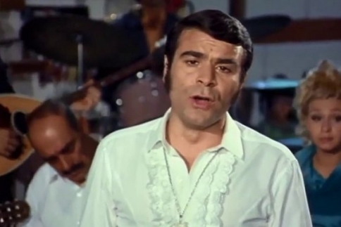 Πέθανε ο Γιώργος Παπαζήσης