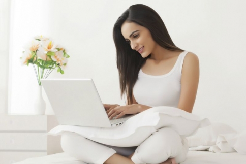 Home habits: 4 συνήθειες που κάνεις καθημερινά και πρέπει να περιορίσεις
