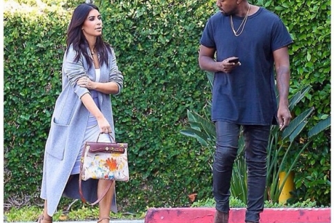 H Birkin Bag της Kim Kardashian γέμισε με ζωγραφιές της North και εεεμ… μήπως μας θυμίζει κάτι αυτό;