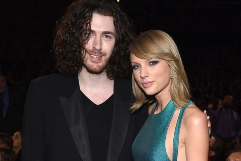 Taylor Swift και Hozier είναι… ζευγάρι;