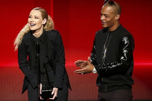 Πόσο υπεράνω; Η Iggy Azalea ευχαρίστησε τον Eminem