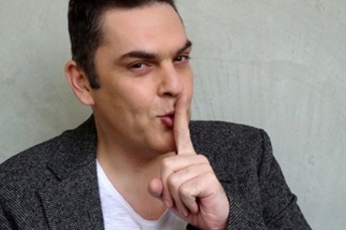 Πού σε προσκαλεί ο Αντώνης Λουδάρος;