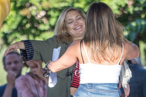 Jenifer Aniston και Kate Hudson τι αγάπες είναι αυτές;