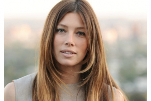 Άλλη μια εμφάνιση της Jessica Biel που ενισχύει τις φήμες της εγκυμοσύνης της