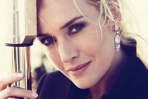 H Kate Winslet επιμένει: "Tα διαζύγιά μου έκαναν καλό στα παιδιά μου"