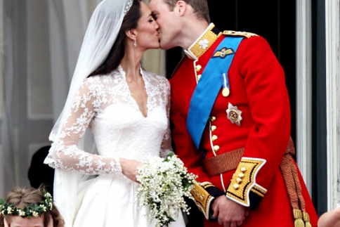 Kate Middleton: Γέννησε ένα υγιέστατο κοριτσάκι
