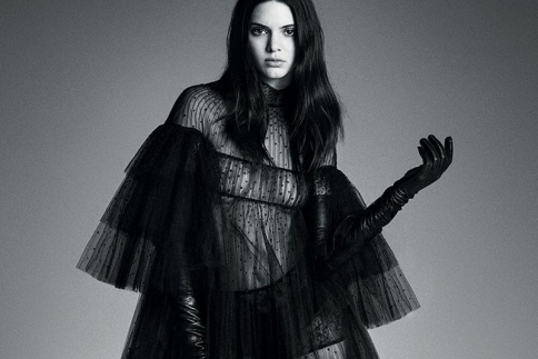 73 (πολύ) άβολες ερωτήσεις στην Kendall Jenner