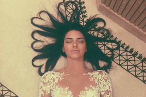 Οι celebrity φωτογραφίες με τα περισσότερα like για το 2015