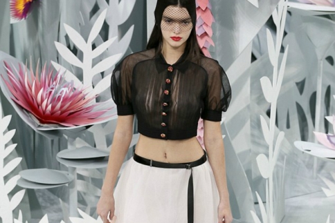 Kendall Jenner: Η μεταμόρφωσή της από τους δρόμους στην πασαρέλα της Chanel!
