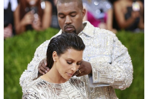 Kanye West: Απέλυσε σωματοφύλακα γιατί φλέρταρε με την Kim