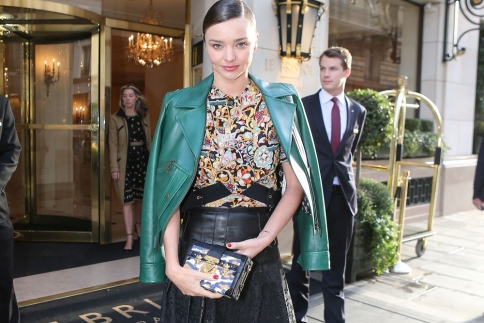 Miranda Kerr είσαι και σικ και sexy!