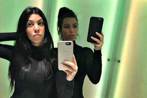 Κim Kardashian τι έκανες στο πρόσωπό σου; 