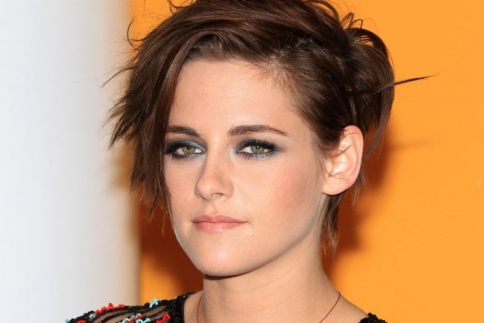 Kristen Stewart: Θέλω να είμαι είτε υπερβολικά sexy, είτε το αντίθετο