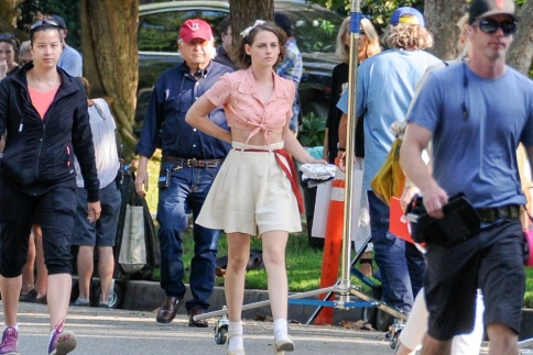 Η Kristen Stewart έγινε retro fashionista για χάρη του Woody Allen