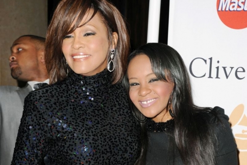 Bobbi Kristina: Άσχημα τα νέα. Μη αναστρέψιμη η κατάστασή της.