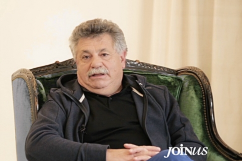 Λευτέρης Λαζάρου στο JoinUs: Πέντε τατουάζ και ένα τουρμπάνι στο κεφάλι δεν σε κάνουν σεφ
