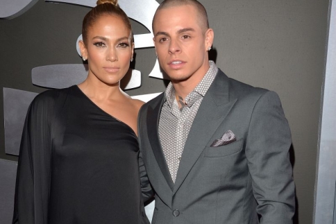 Jennifer Lopez: Ετοιμάζεται να παντρευτεί με τον Casper Smart!