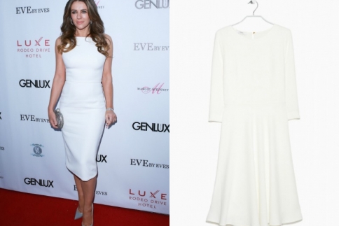 Elizabeth Hurley: Αποθεώνει το Little White Dress! Θέλουμε να το φορέσουμε τώρα 